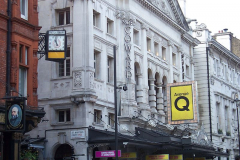 800px-Noel_Coward_Theatre_2