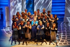 MAMMA MIA! London 2021 - 2022 cast. Photos by Brinkhoff/Mögenburg