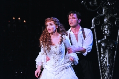 Sean-Palmer-as-Raoul-and-Harriet-Jones-as-Christine-in-Phantom-of-the-Opera.-Photo-credit-by-Johan-Persson-3