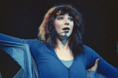 katebush_radiomicrophone